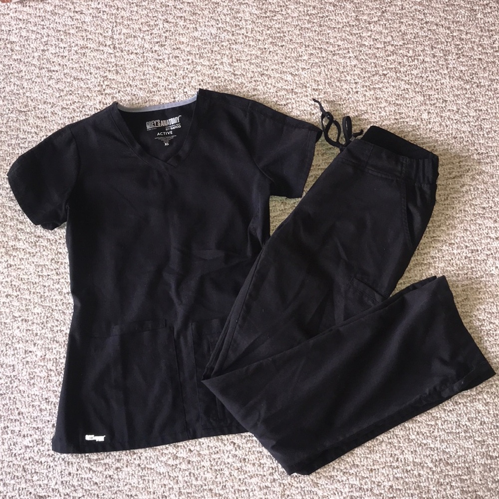 Grey’s Anatomy Barco Scrub Set